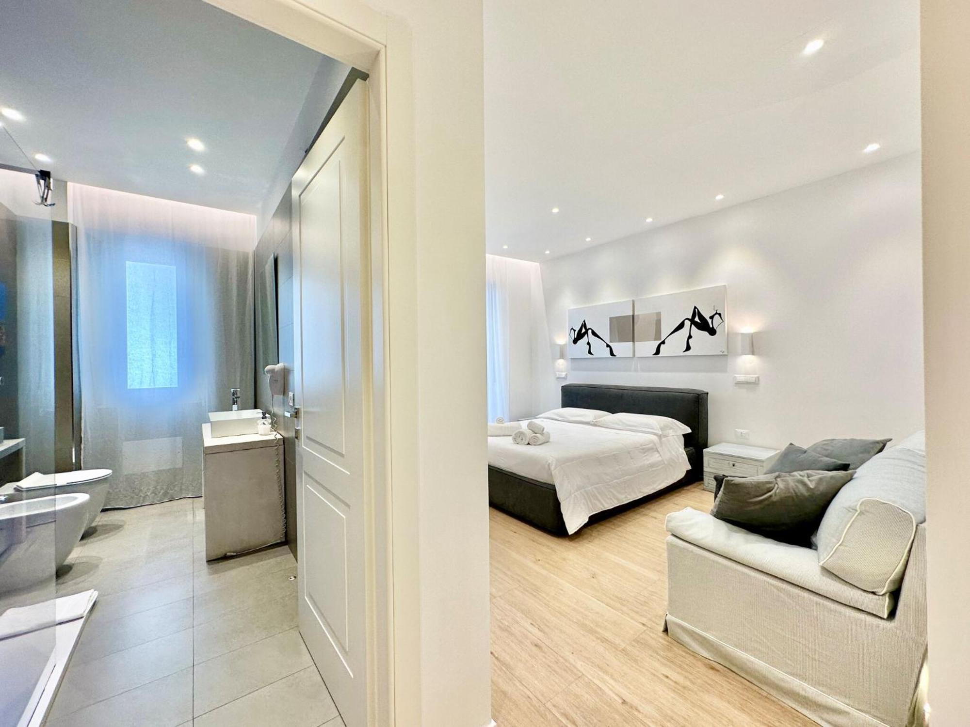 Spacious House In The Heart Of Cagliari With Terrace Villa Eksteriør bilde